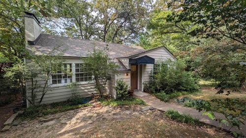 4220 Kenyon Dr, Little Rock, AR, 72205-2011 | Card Image