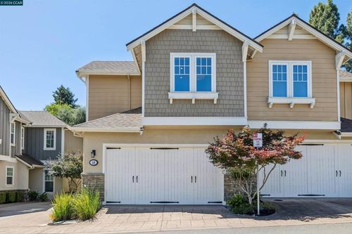 18 Brookstone Ln, Danville, CA, 94526-4272 | Card Image