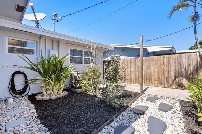 8420 Taft St, House other with 3 bedrooms, 1 bathrooms and null parking in Pembroke Pines FL | Image 36