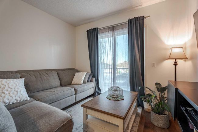 2213 - 1140 Taradale Drive Ne, Home with 2 bedrooms, 2 bathrooms and 1 parking in Calgary AB | Image 3
