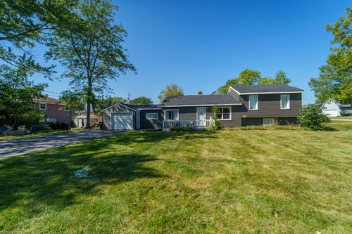 1019 Maple St, Lake In The Hills, IL, 60156-1126 | Card Image