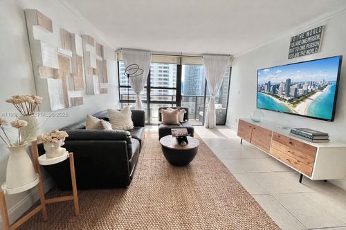 apt-2011-600 Ne 36th St, Miami, FL, 33137-3944 | Card Image