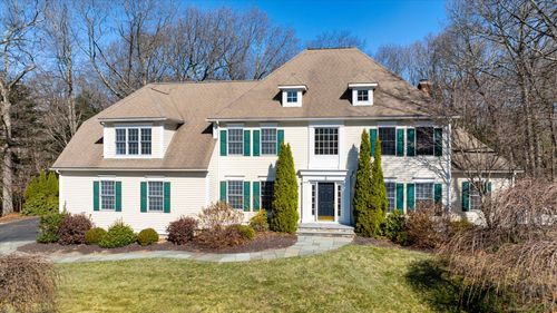 5 Queens Peak, Canton, CT, 06019-2610 | Card Image