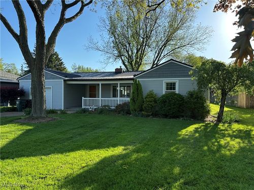 5589 Oberlin Rd, Amherst, OH, 44001-1817 | Card Image