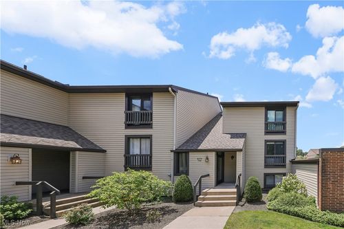 apt-502-6270 Greenwood Pkwy, Sagamore Hills, OH, 44067-2359 | Card Image
