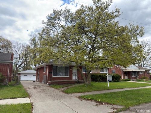3234 Poplar Ave, Warren, MI, 48091-5523 | Card Image