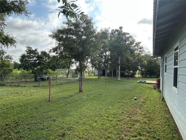 View of yard | Image 6
