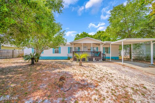 22011 Lakeview Dr, Panama City Beach, FL, 32413-3131 | Card Image