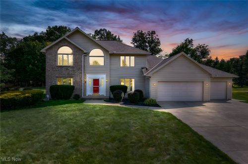 5330 Charles Pl, Highland Heights, OH, 44143-1958 | Card Image