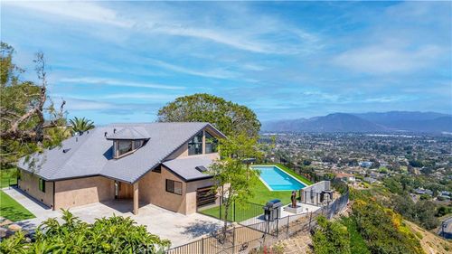 650 W Highland Dr, Camarillo, CA, 93010 | Card Image