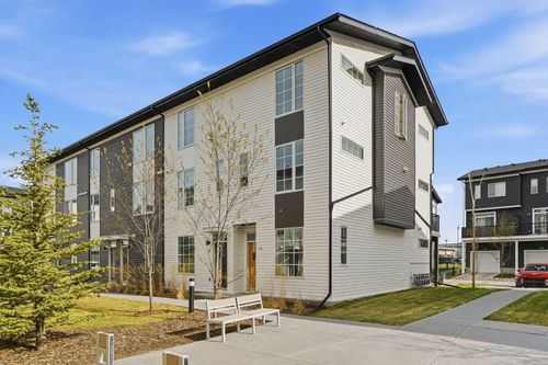 32 Walgrove Common Se, Calgary, AB, T2X4C2 | Card Image