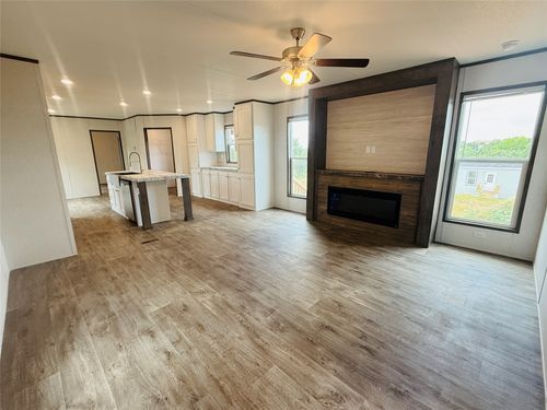 3425 Evergreen Dr, Granbury, TX, 76048-3415 | Card Image