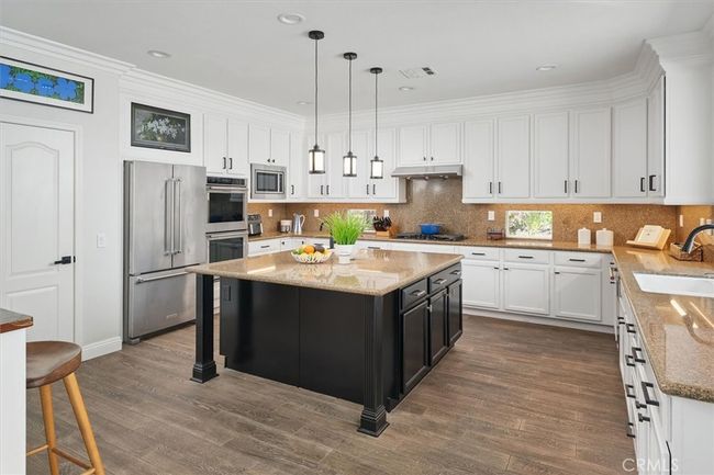 26745 Sandburn Pl, House other with 5 bedrooms, 4 bathrooms and 2 parking in Stevenson Ranch CA | Image 13