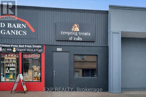 4586 Queen St, Niagara Falls, ON, L2E2L6 | Card Image