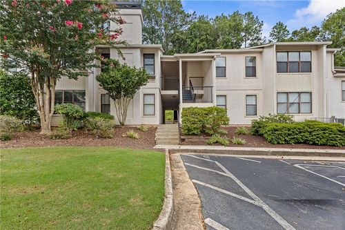 1502 Huntingdon Chase, Atlanta, GA, 30350-4931 | Card Image