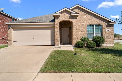 904 Platinum Dr, Princeton, TX, 75407-2247 | Card Image