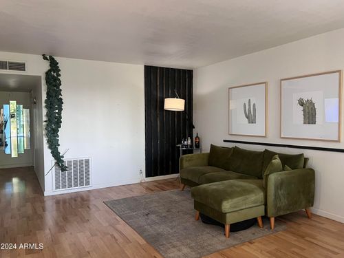 218-1702 W Tuckey Ln, Phoenix, AZ, 85015-1715 | Card Image