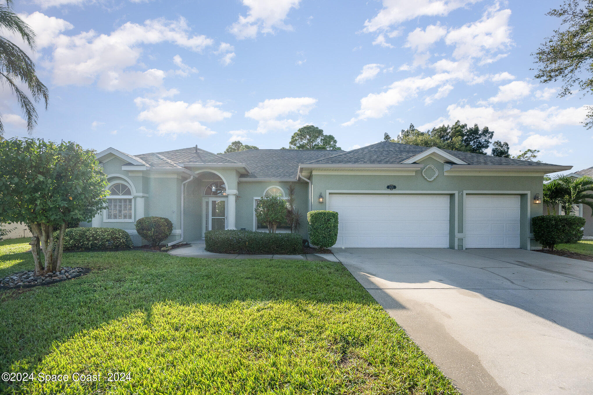 Tuscarora Ct, Melbourne, FL 32904