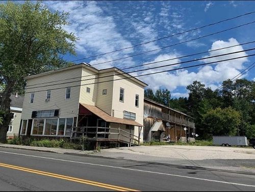 866 Washington St, West Stewartstown, NH, 03597-4400 | Card Image