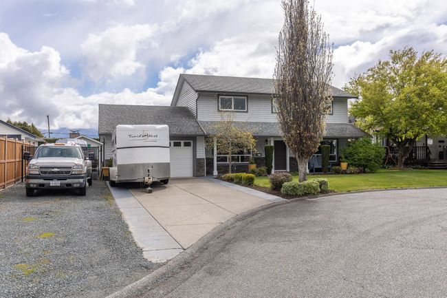 46727 Osborne Road, House other with 4 bedrooms, 2 bathrooms and 8 parking in Chilliwack BC | Image 3