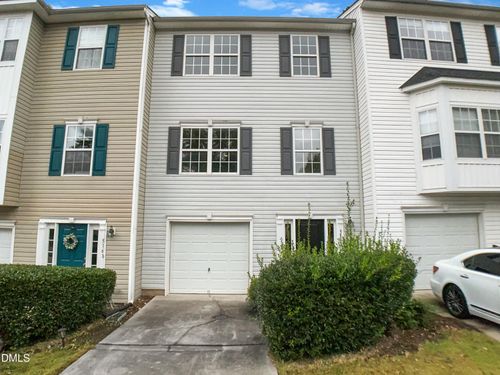 5163 Sandy Banks Rd, Raleigh, NC, 27616-8428 | Card Image