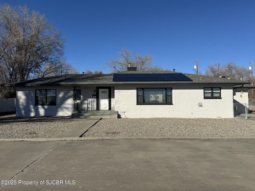 510 E Comanche St, Farmington, NM, 87401-6814 | Card Image
