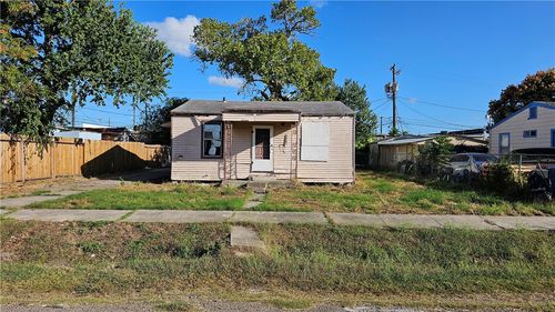 4522 Southwood St, Corpus Christi, TX, 78415-5051 | Card Image