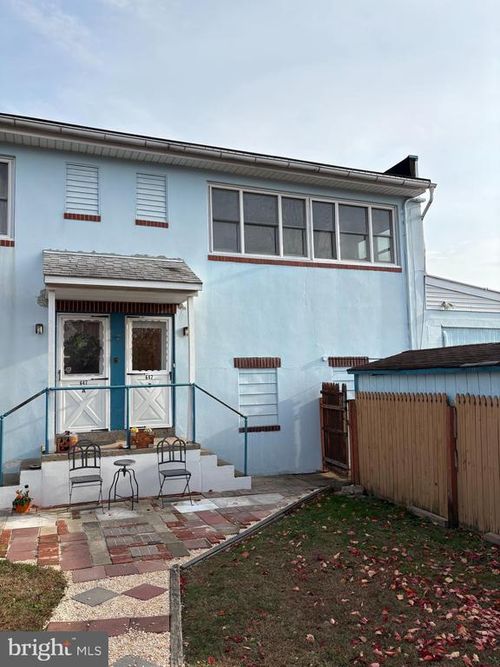 647 N Reading Ave, BOYERTOWN, PA, 19512 | Card Image