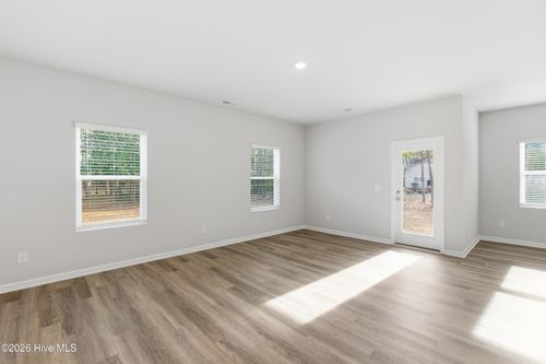 3082 Cape Point Lane Nw, Supply, NC, 28462 | Card Image