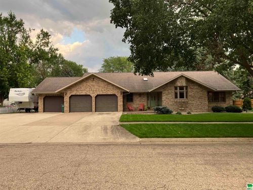 206 4th Ave N, Hospers, IA, 51238-7708 | Card Image