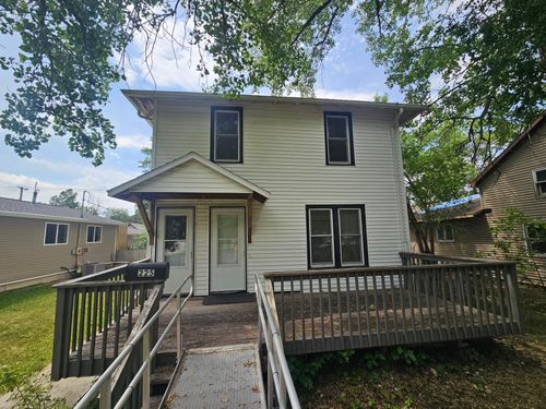 225 12th St N, Breckenridge, MN, 56520-1803 | Card Image