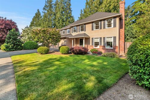 1914 232nd Pl Ne, Sammamish, WA, 98074-4404 | Card Image