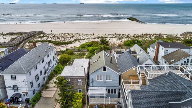 839 Oceanfront, House other with 2 bedrooms, 2 bathrooms and null parking in Long Beach NY | Image 31