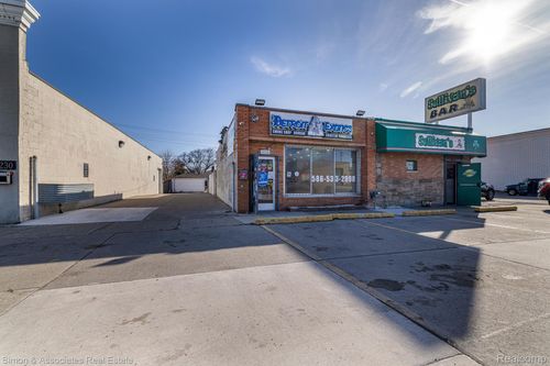 18228 E 9 Mile Rd, Eastpointe, MI, 48021-1948 | Card Image