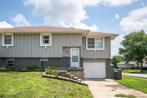 16400 W 123rd St, Olathe, KS, 66062-1170 | Card Image