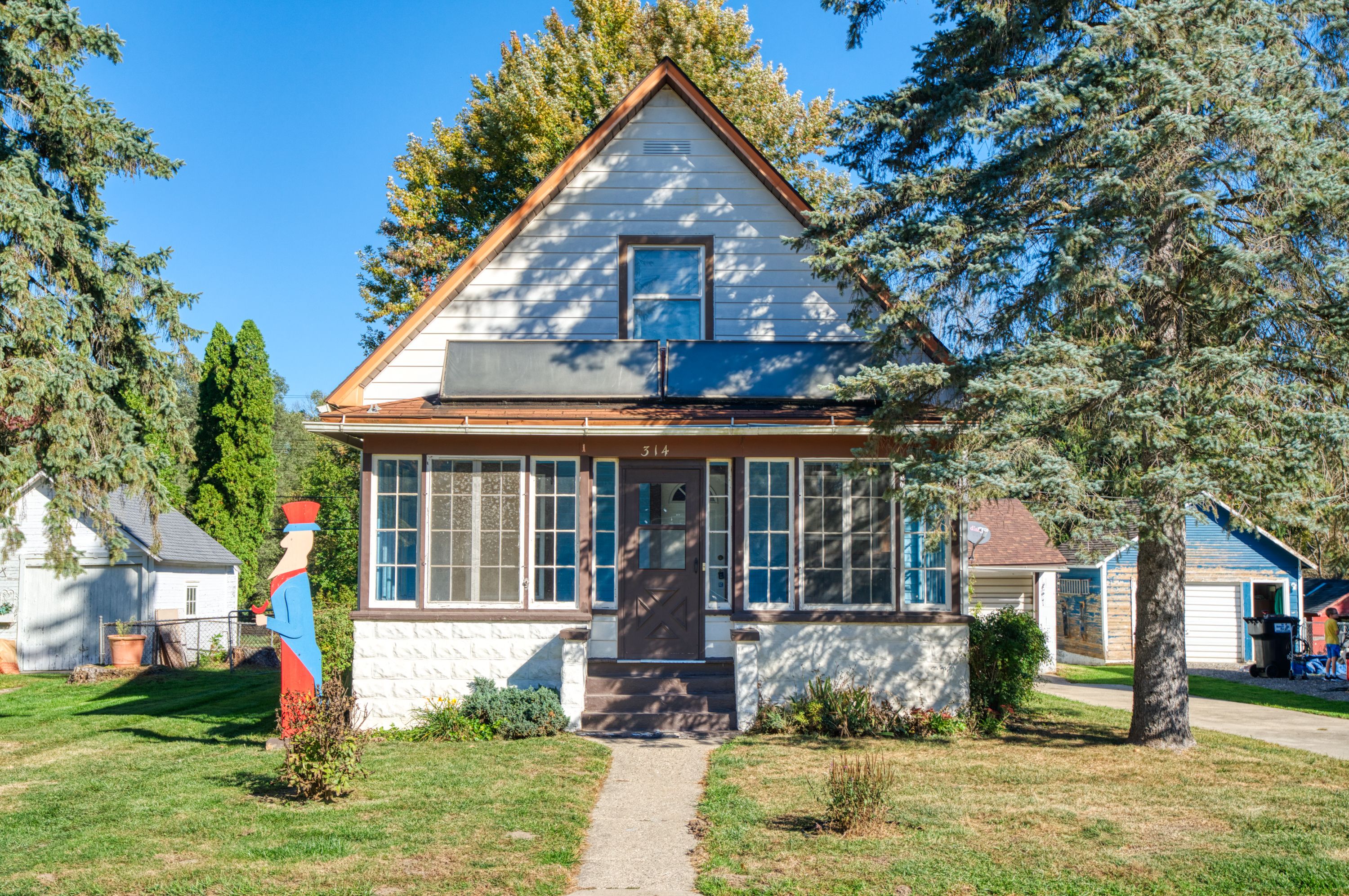 Power St, Fowlerville, MI 48836