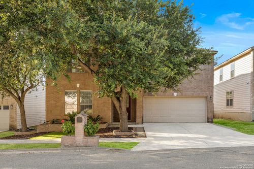 7114 Avery Rd, Live Oak, TX, 78233-5467 | Card Image