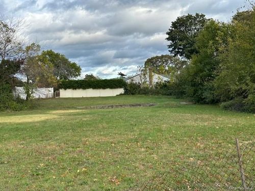 350 Commack Rd, Commack, NY, 11725-3406 | Card Image