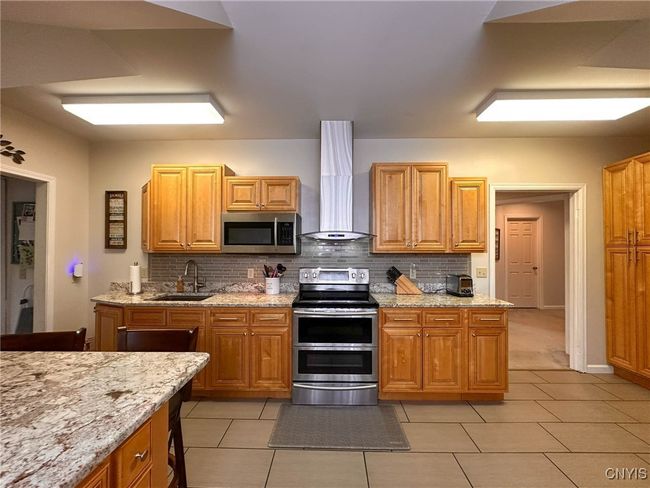 APT-404 - 10 Foery Dr, Condo with 3 bedrooms, 3 bathrooms and null parking in Utica NY | Image 20