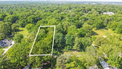 842 Battery Ln, Nashville, TN, 37220-1104 | Card Image