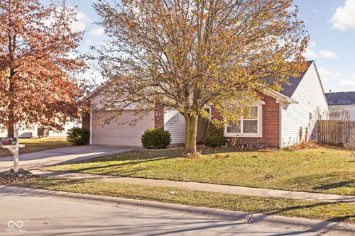 919 Comb Run Lane, Avon, IN, 46123 | Card Image