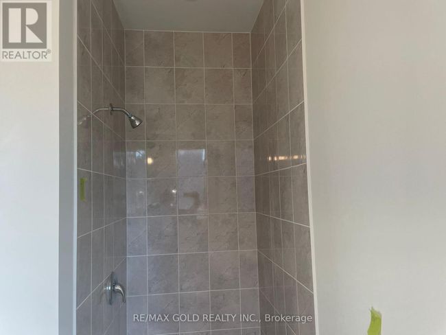 31 Dolomite Drive, House other with 6 bedrooms, 6 bathrooms and 8 parking in Brampton (Bram East) ON | Image 9