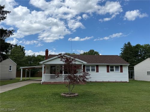 448 Meadowbrook Ave, Boardman, OH, 44512-3041 | Card Image