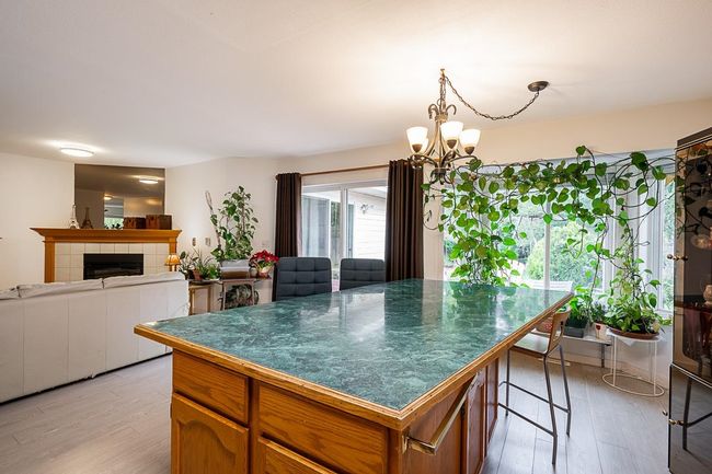 2992 152a St, House other with 3 bedrooms, 2 bathrooms and 4 parking in Surrey BC | Image 13