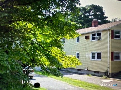 15 Laurel St, East Hartford, CT, 06108-1727 | Card Image