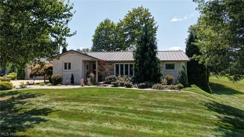4508 Schneiders Crossing Rd Nw, Dover, OH, 44622-7216 | Card Image