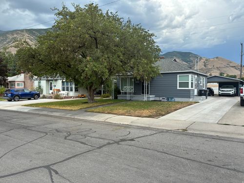 692 Brookside Dr, Springville, UT, 84663-2350 | Card Image