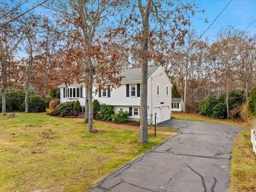 7 Portside Dr, Pocasset, MA, 02559-1929 | Card Image