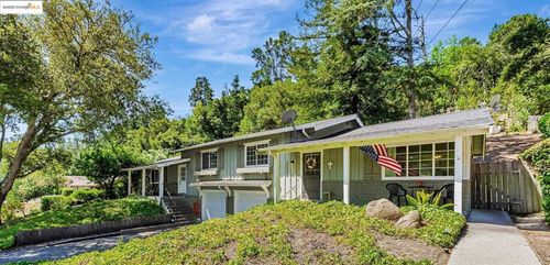 2050 Donald Dr, Moraga, CA, 94556 | Card Image