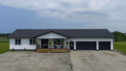 12 8 Concession, Huron Kinloss, ON, N2Z2X3 | Card Image
